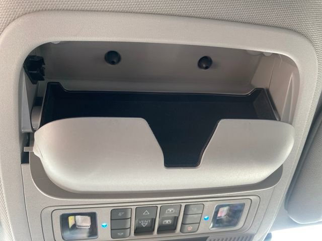 Certified 2022 Ford Explorer XLT w/ Equipment Group 202A image 29