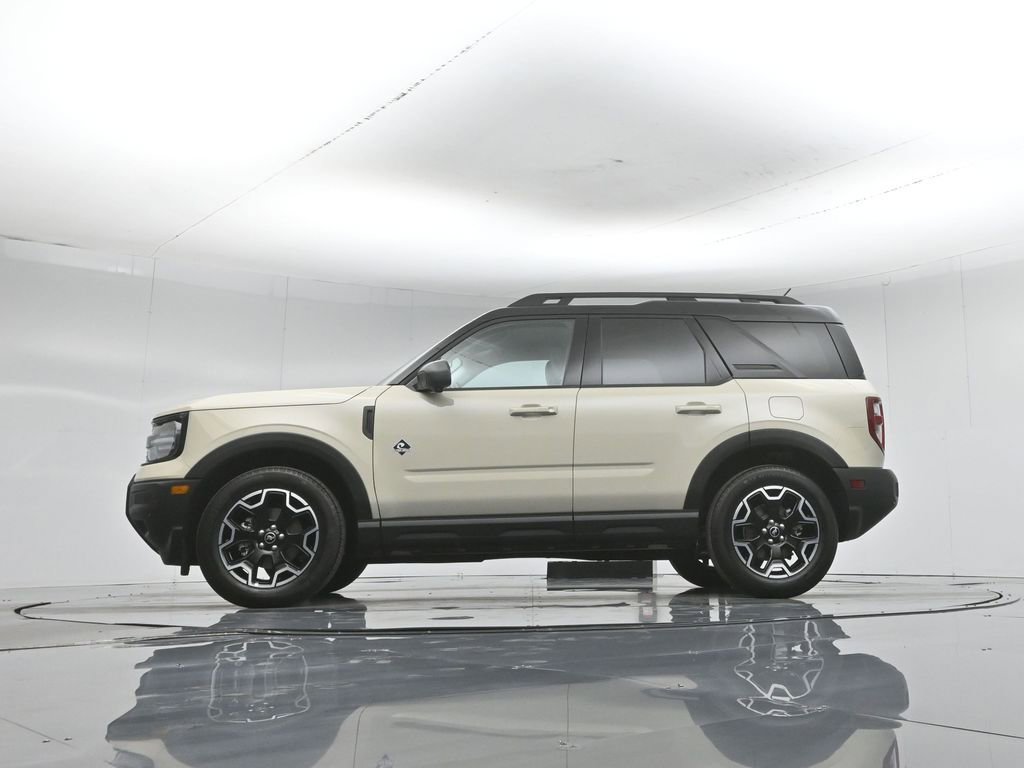 Certified 2025 Ford Bronco Sport Outer Banks w/ Outer Banks Tech Package+ AWD/4WD image 8