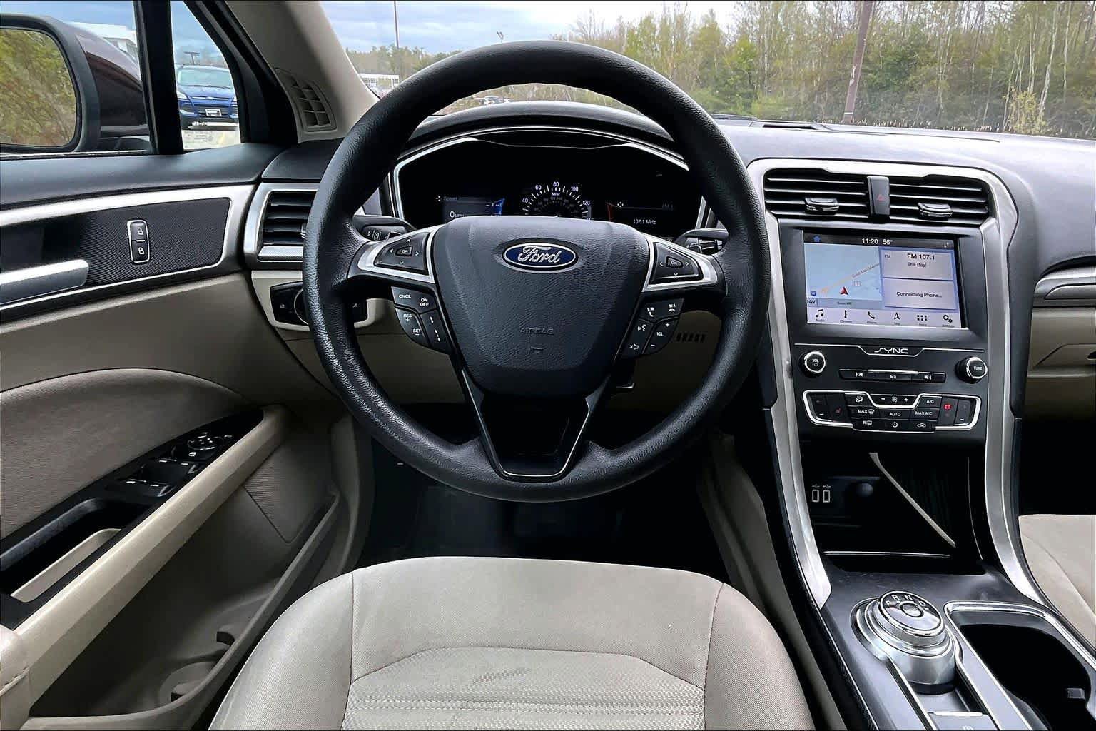 Certified 2019 Ford Fusion SE AWD/4WD image 6