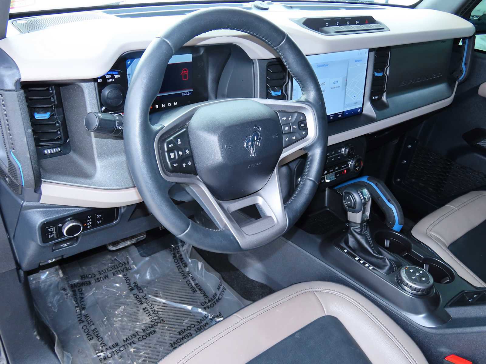 Certified 2024 Ford Bronco Wildtrak image 9