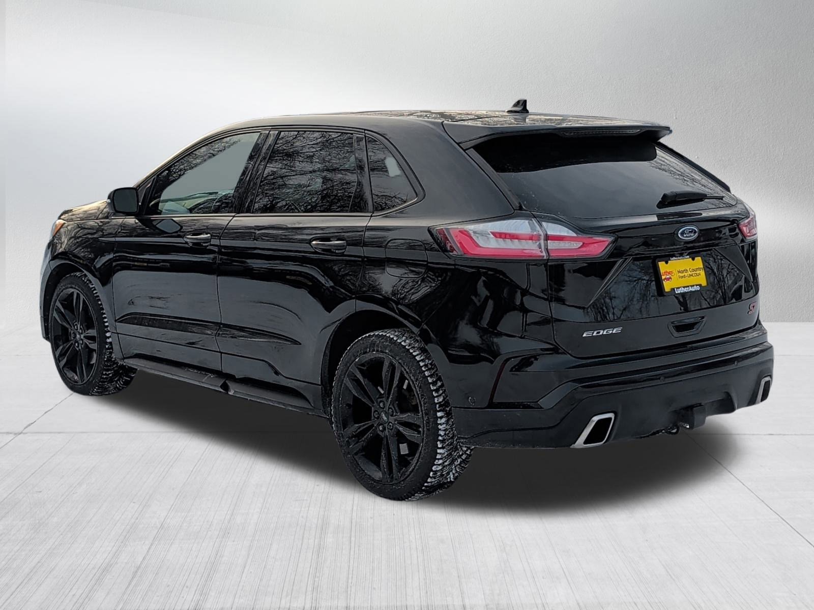 Certified 2020 Ford Edge ST w/ Equipment Group 401A image 3