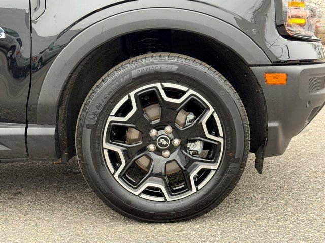 Certified 2025 Ford Bronco Sport Outer Banks w/ Outer Banks Tech Package+ AWD/4WD image 29