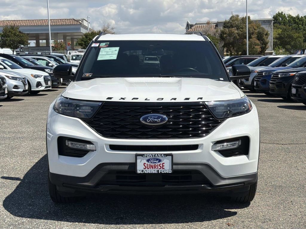 Certified 2023 Ford Explorer ST-Line w/ Class IV Trailer Tow Package image 6