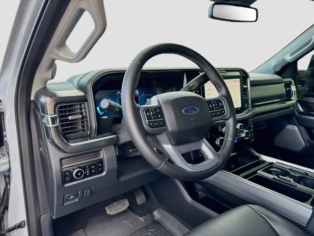 Certified 2025 Ford F350 Lariat w/ Lariat Ultimate Package AWD/4WD image 9