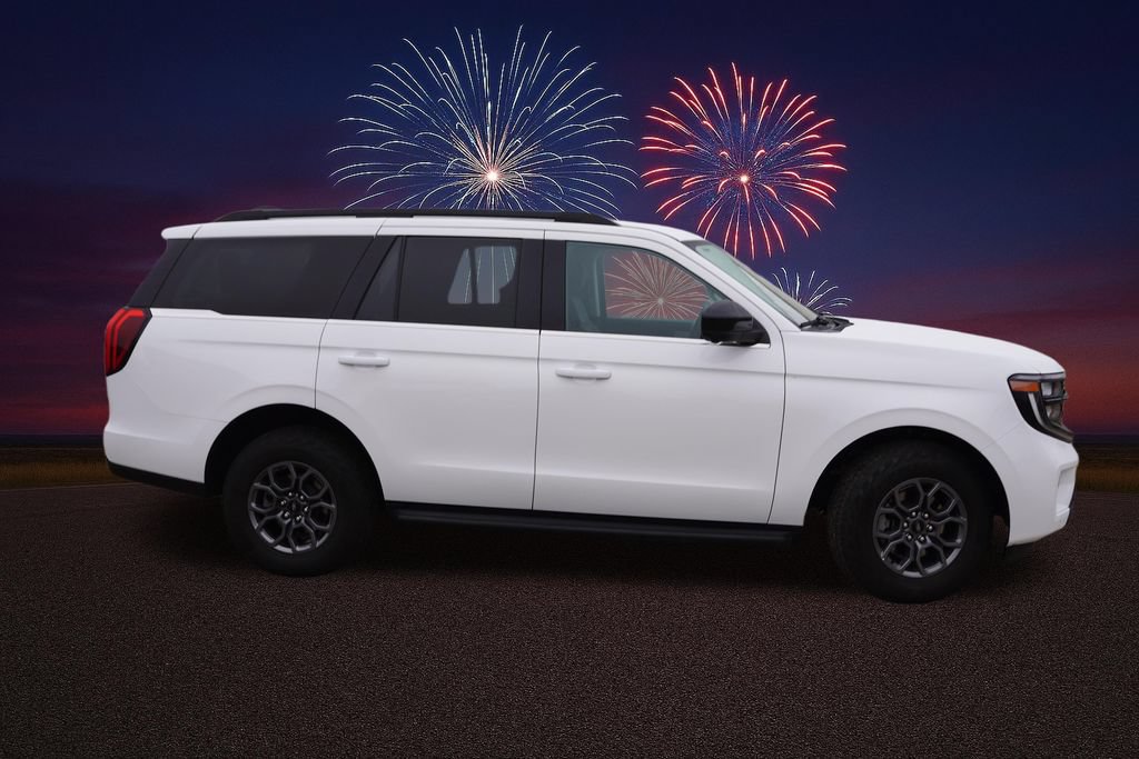 Certified 2025 Ford Expedition Active AWD/4WD image 3