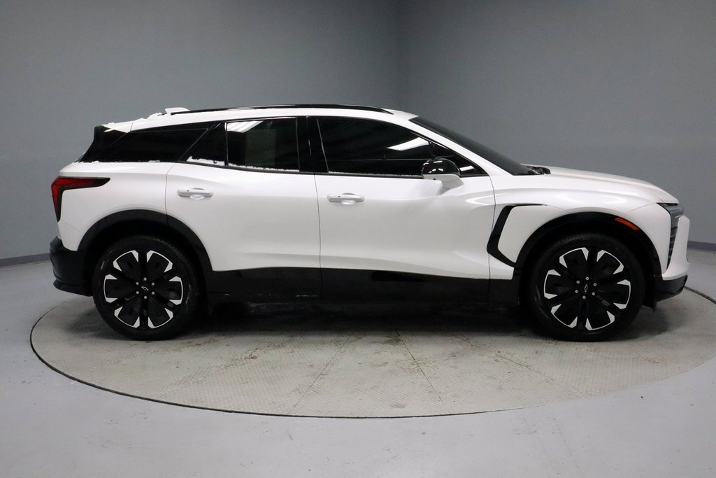 Used 2024 Chevrolet Blazer EV RS image 12