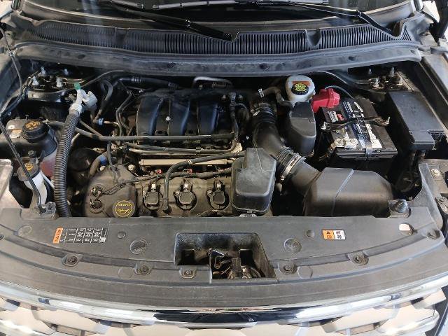 Certified 2018 Ford Explorer XLT w/ Equipment Group 201A image 17