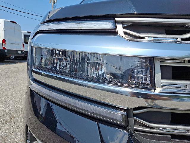Certified 2023 Ford Expedition Platinum AWD/4WD image 9
