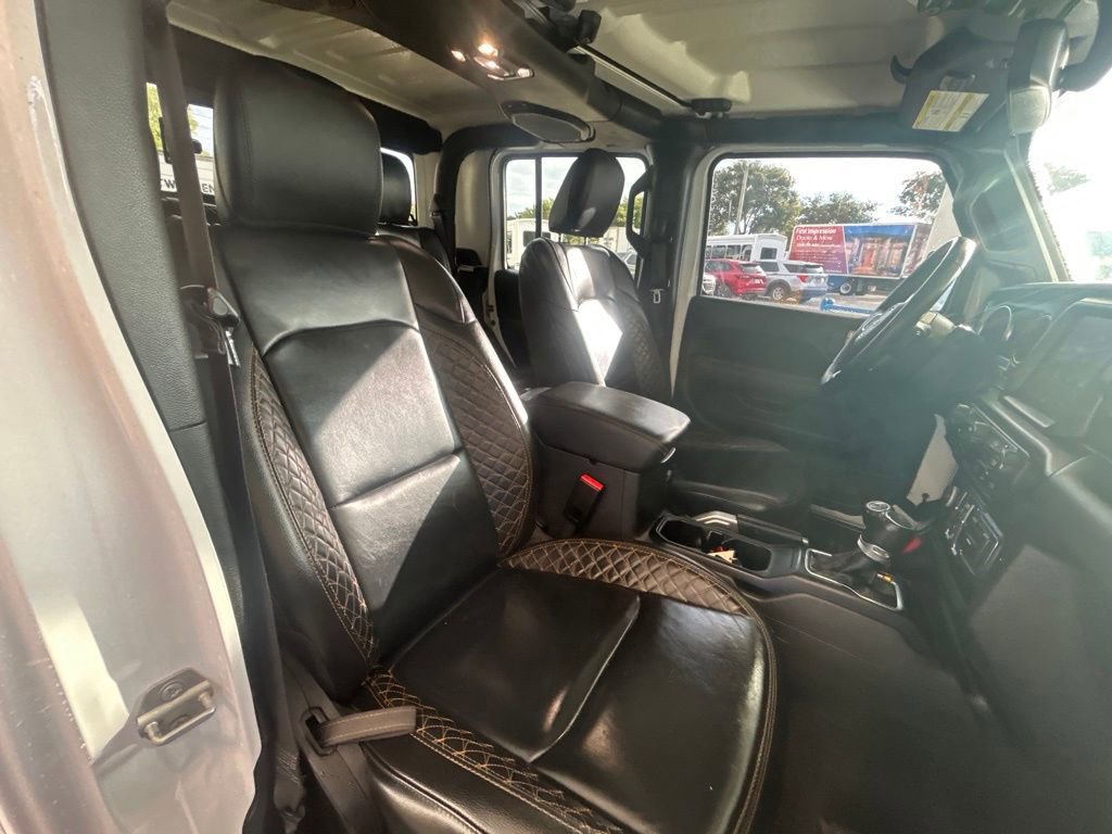 Used 2023 Jeep Gladiator Overland image 26