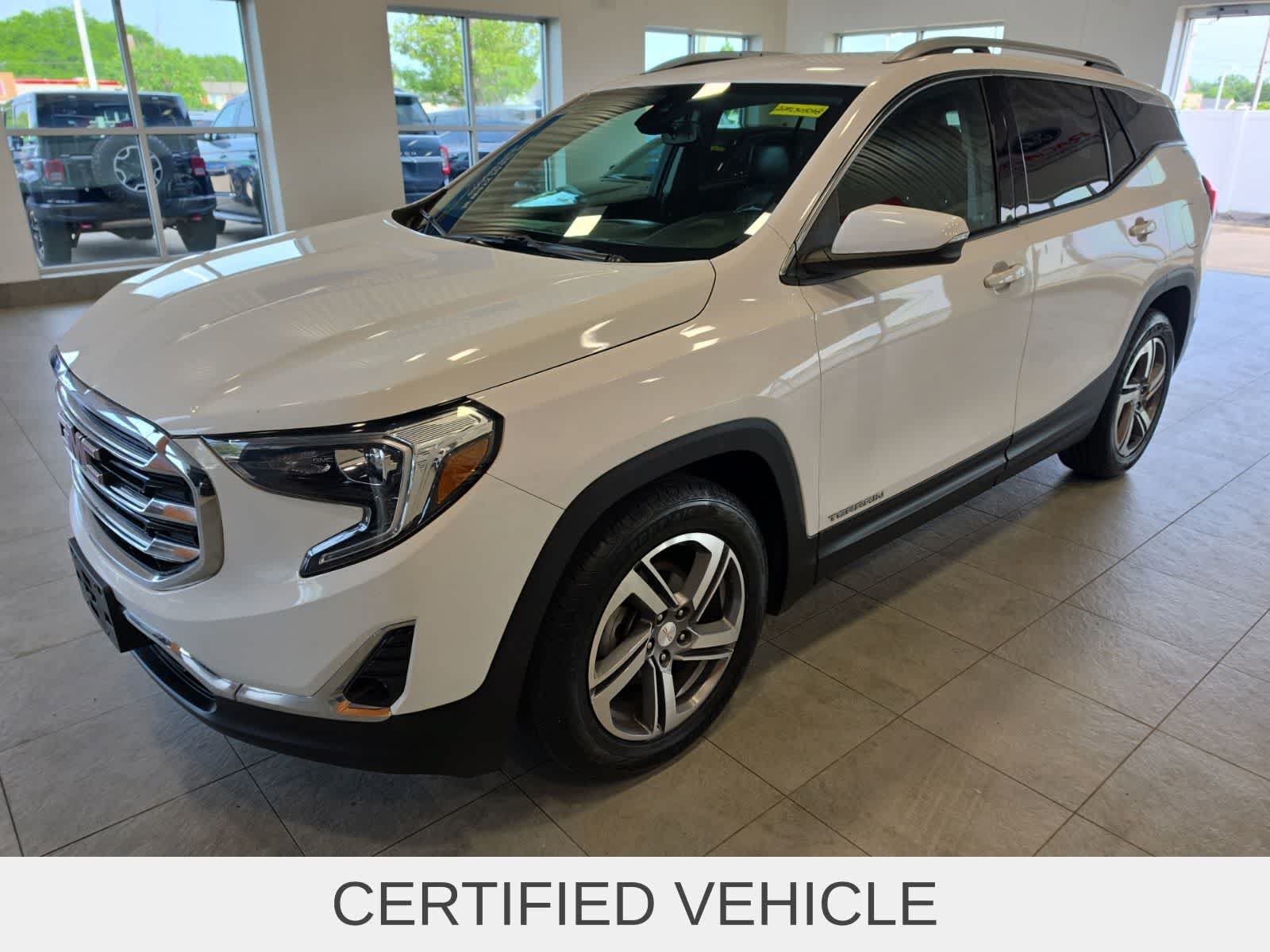 Used 2021 GMC Terrain SLT FWD image 1
