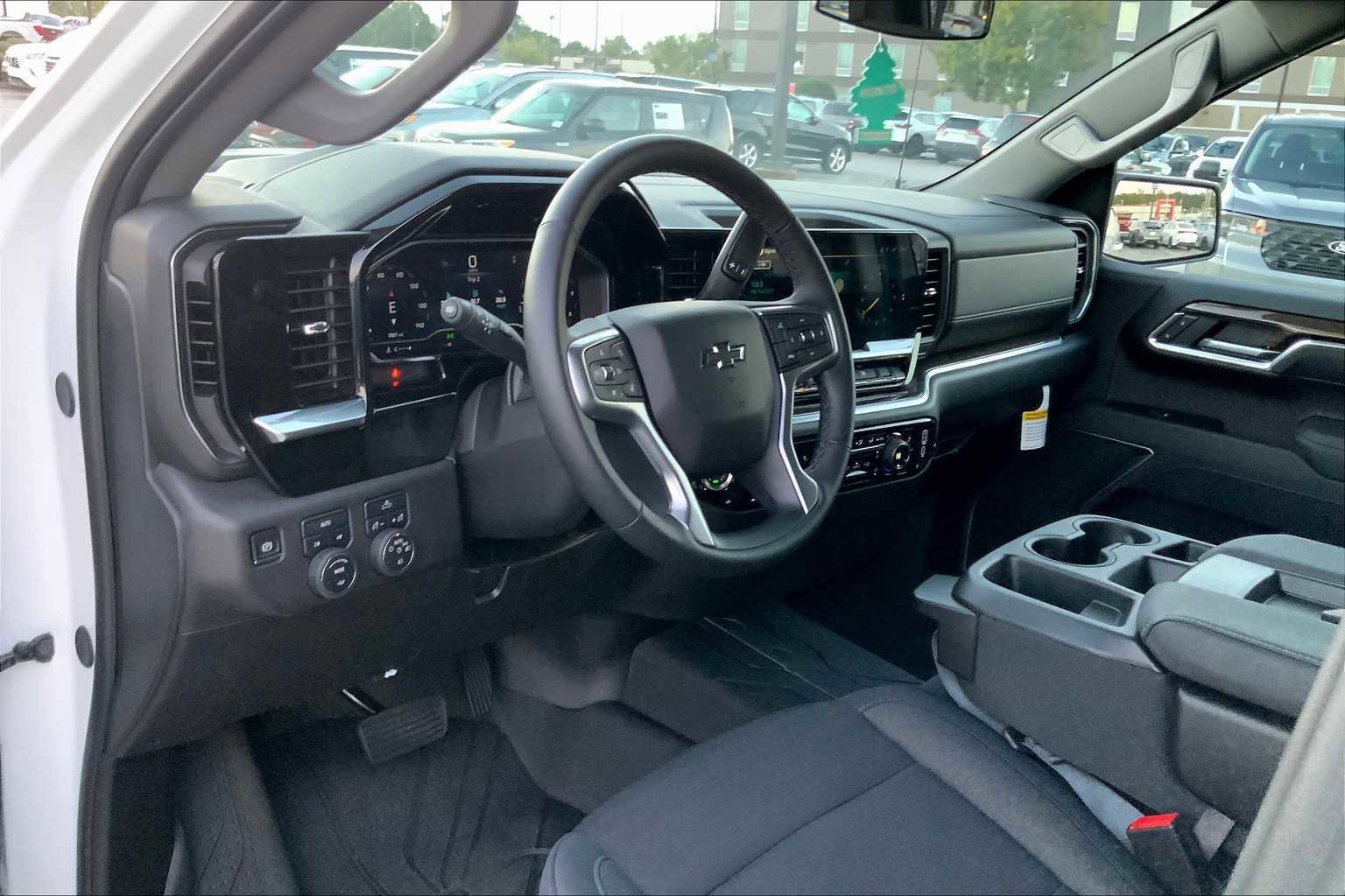 Used 2025 Chevrolet Silverado 1500 RST w/ Protection Package image 15