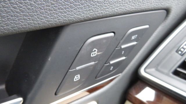 Used 2020 Audi Q5 2.0T Premium Plus image 27