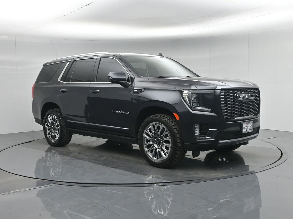 Used 2023 GMC Yukon Denali Ultimate image 3