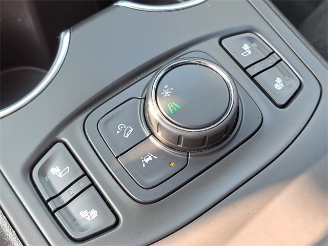 Used 2022 GMC Terrain SLE w/ Driver Convenience Package image 18