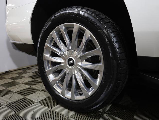 Used 2023 Cadillac Escalade ESV Premium Luxury w/ LPO, Illumination Package image 38