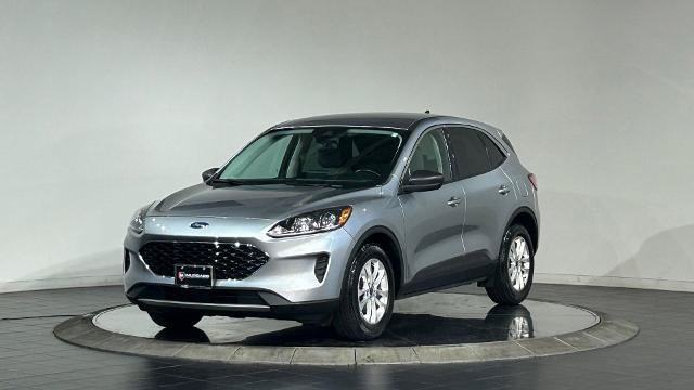 Certified 2022 Ford Escape SE w/ Cold Weather Package FWD image 5