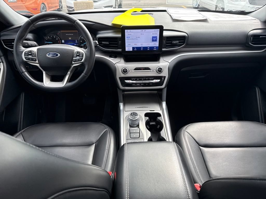 Certified 2023 Ford Explorer XLT image 11