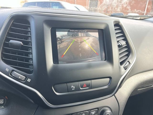 Used 2020 Jeep Cherokee Latitude Plus image 35