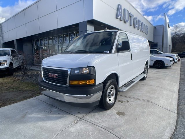 Used 2024 GMC Savana 2500 Work Van w/ Driver Convenience Package image 4