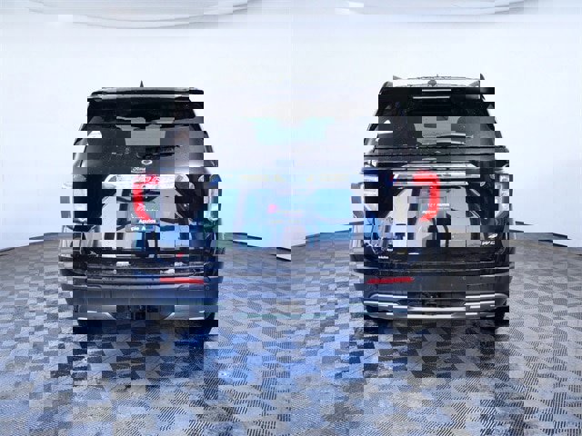 Certified 2023 Ford Explorer XLT w/ Equipment Group 202A image 3