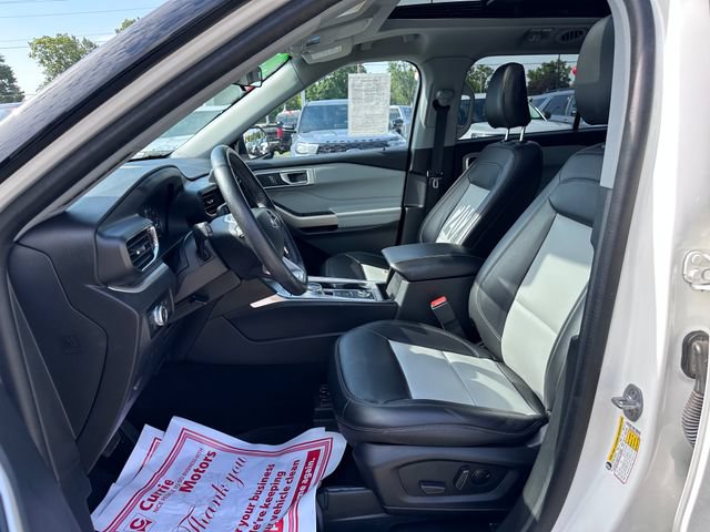 Certified 2023 Ford Explorer XLT w/ Equipment Group 202A AWD/4WD image 12