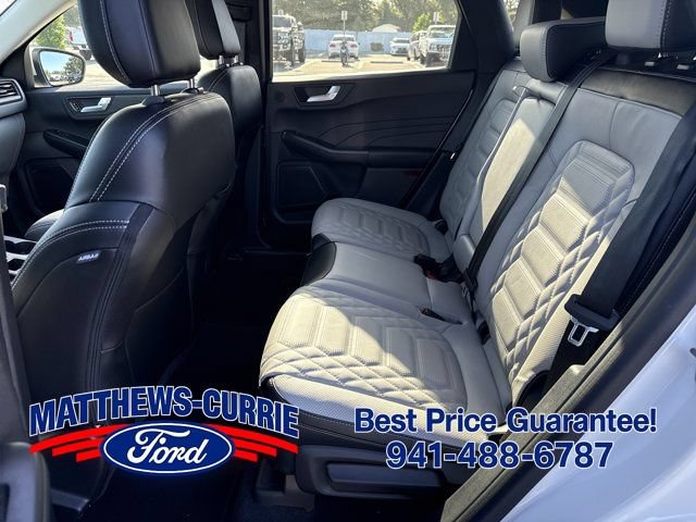 Certified 2023 Ford Escape SE w/ PHEV Premium Package FWD image 12