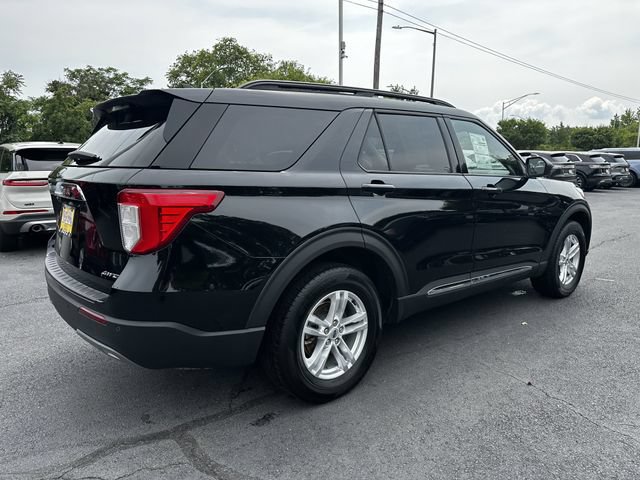 Certified 2023 Ford Explorer XLT w/ Equipment Group 202A AWD/4WD image 5