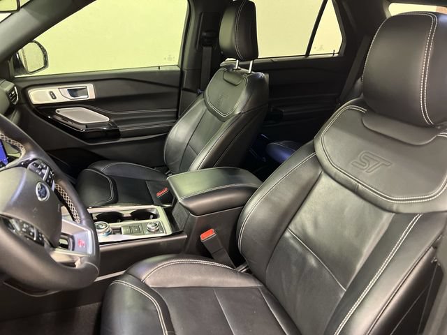 Certified 2023 Ford Explorer ST w/ Equipment Group 401A AWD/4WD image 4