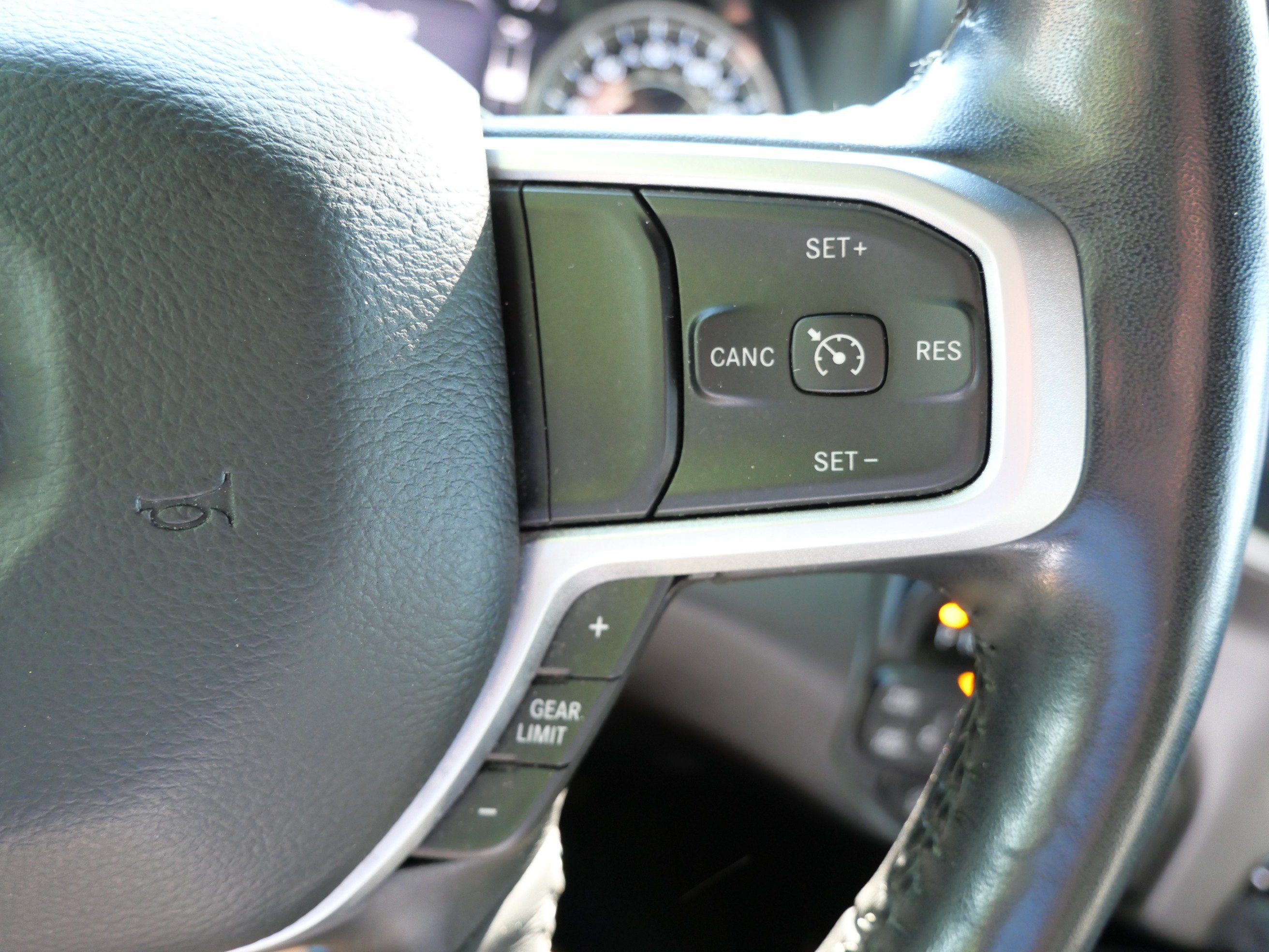 Used 2020 RAM 1500 Big Horn AWD/4WD image 28