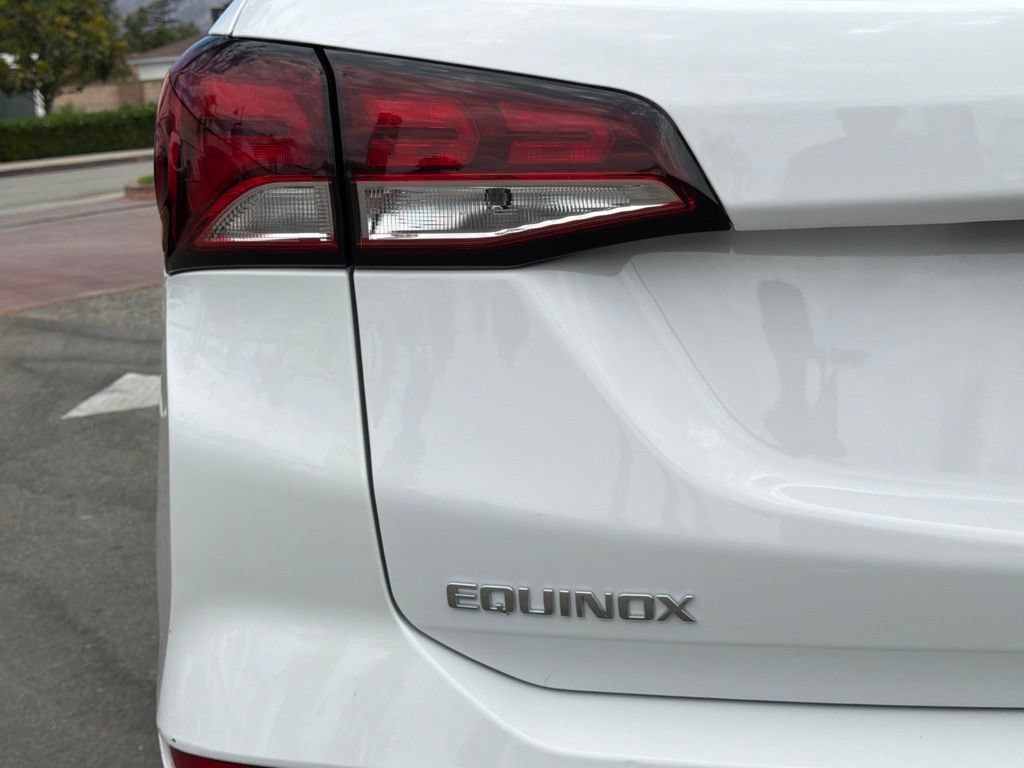 Used 2024 Chevrolet Equinox LS w/ Driver Confidence II Package FWD image 16