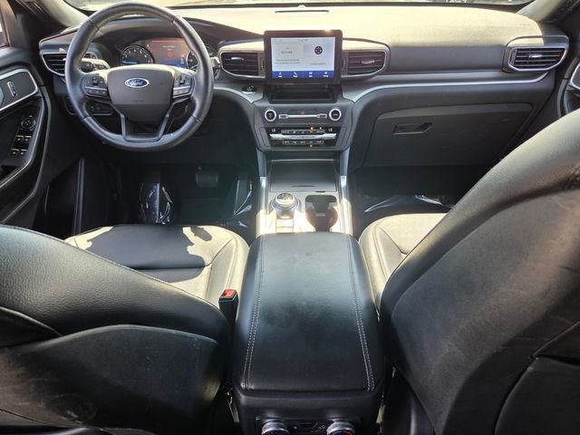 Certified 2020 Ford Explorer XLT w/ Equipment Group 202A image 16