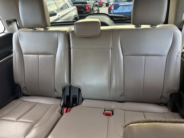 Certified 2020 Ford Expedition XLT w/ Equipment Group 202A image 15
