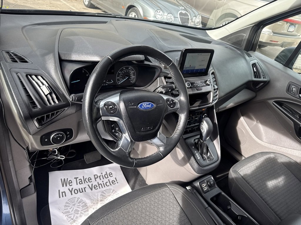 Certified 2022 Ford Transit Connect XLT image 13