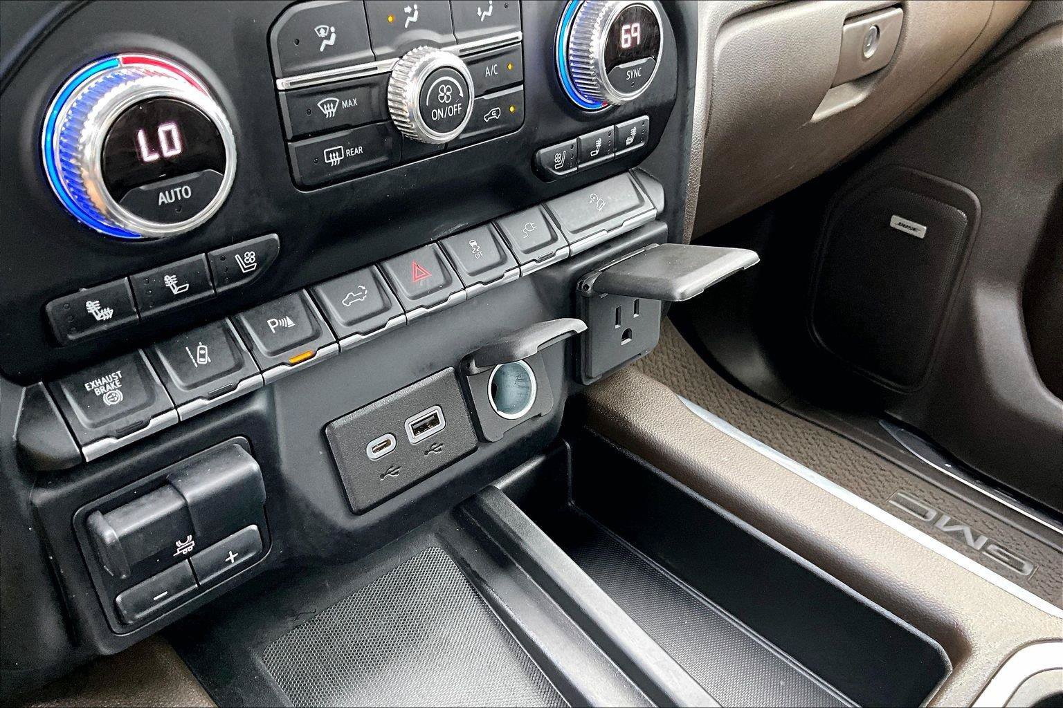 Used 2022 GMC Sierra 2500 Denali AWD/4WD image 34