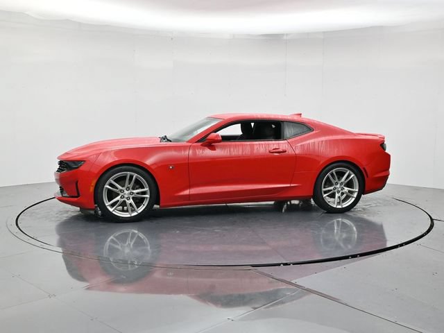 Used 2020 Chevrolet Camaro LT w/ RS Package RWD image 6