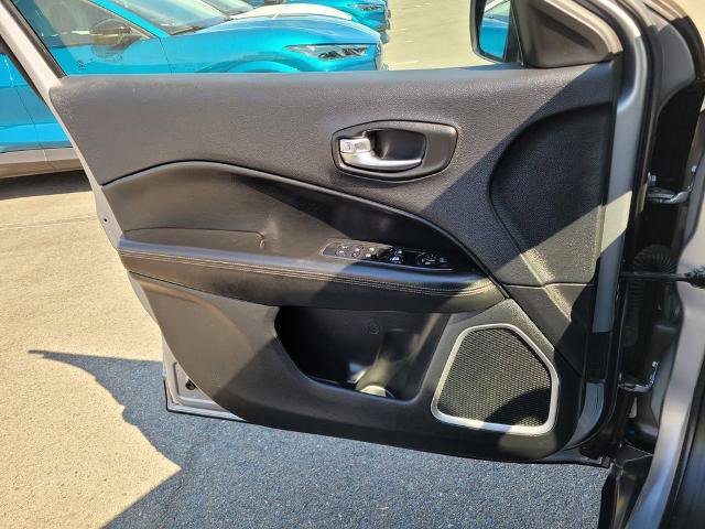 Used 2019 Jeep Compass Limited FWD image 27