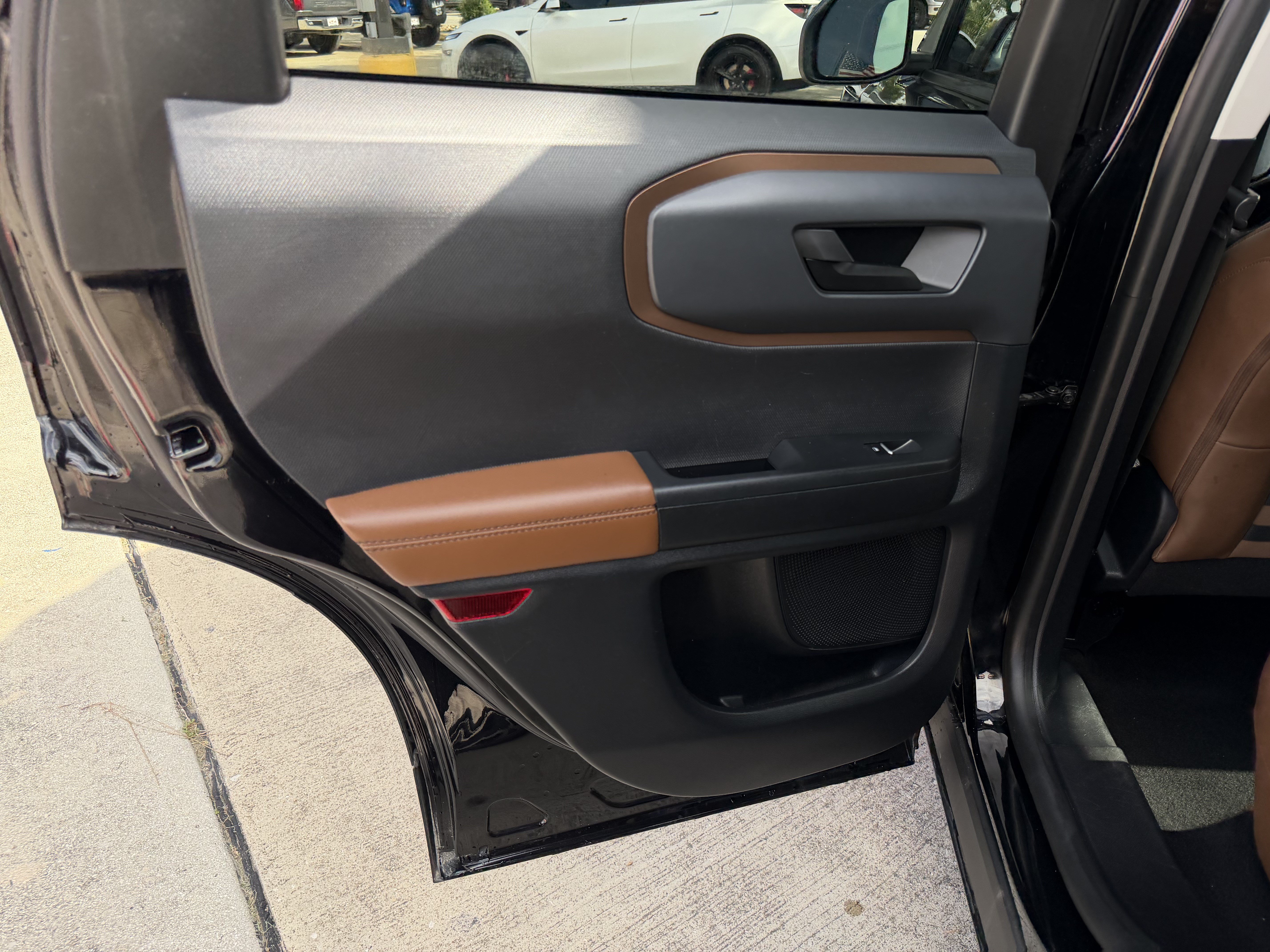 Certified 2023 Ford Bronco Sport Outer Banks AWD/4WD image 13
