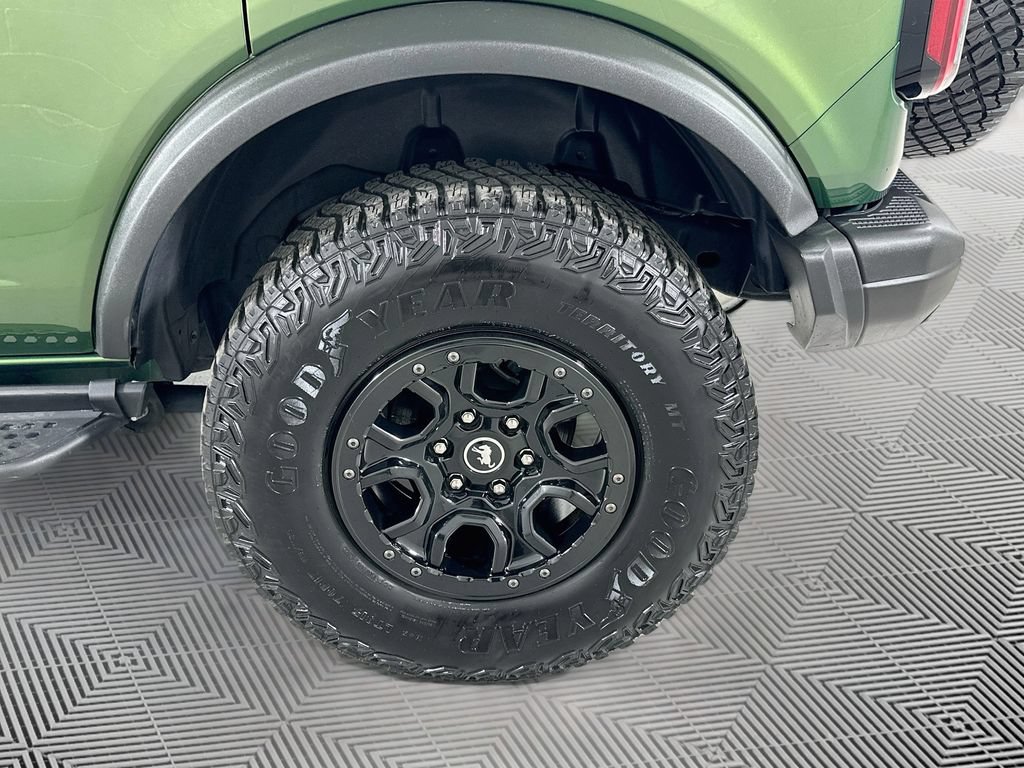 Certified 2022 Ford Bronco Badlands w/ Sasquatch Package AWD/4WD image 26