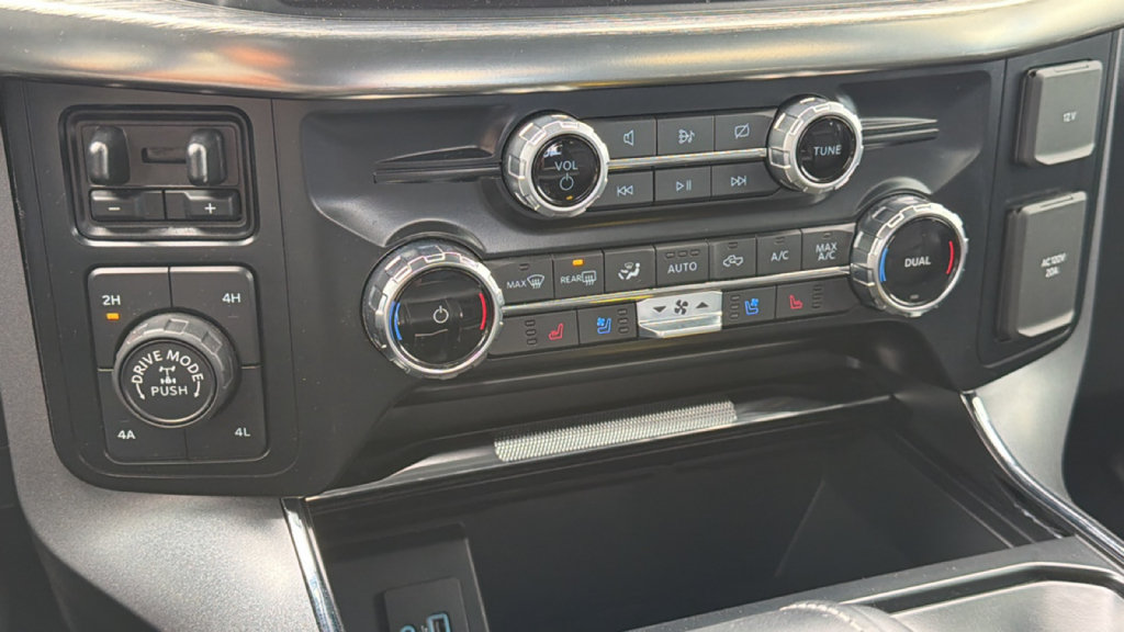 Certified 2023 Ford F150 Lariat AWD/4WD image 14