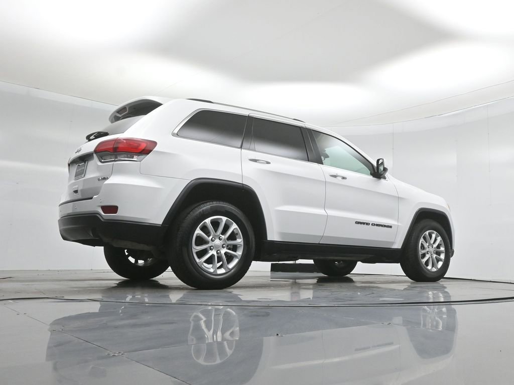 Used 2021 Jeep Grand Cherokee Laredo RWD image 47