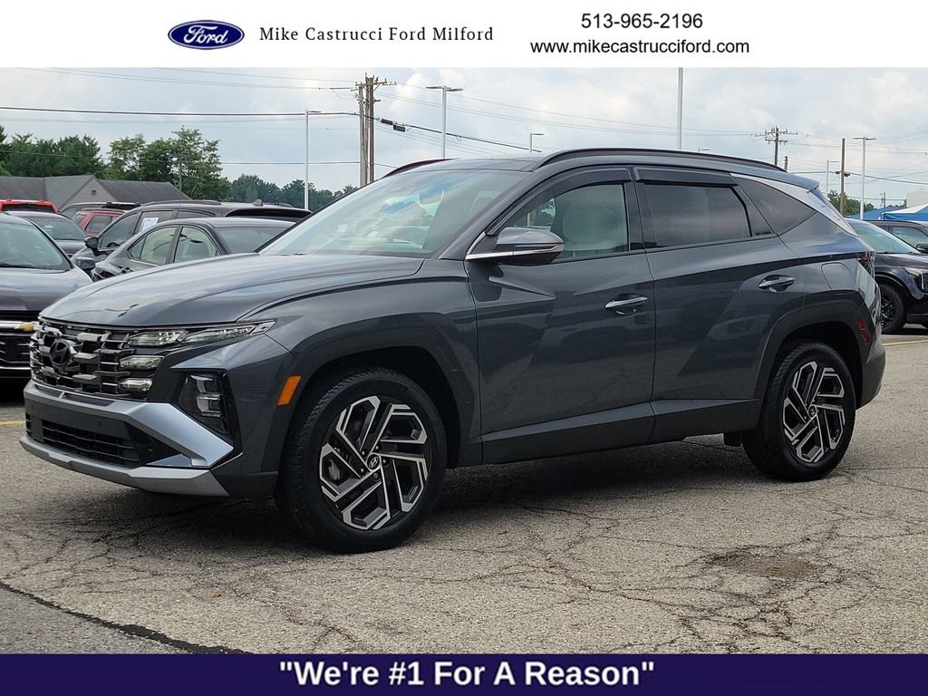 Used 2025 Hyundai Tucson Limited AWD/4WD image 1