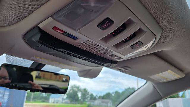 Used 2022 Subaru Ascent Touring image 16