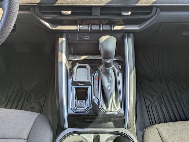 Used 2025 Chevrolet Colorado W/T RWD image 19