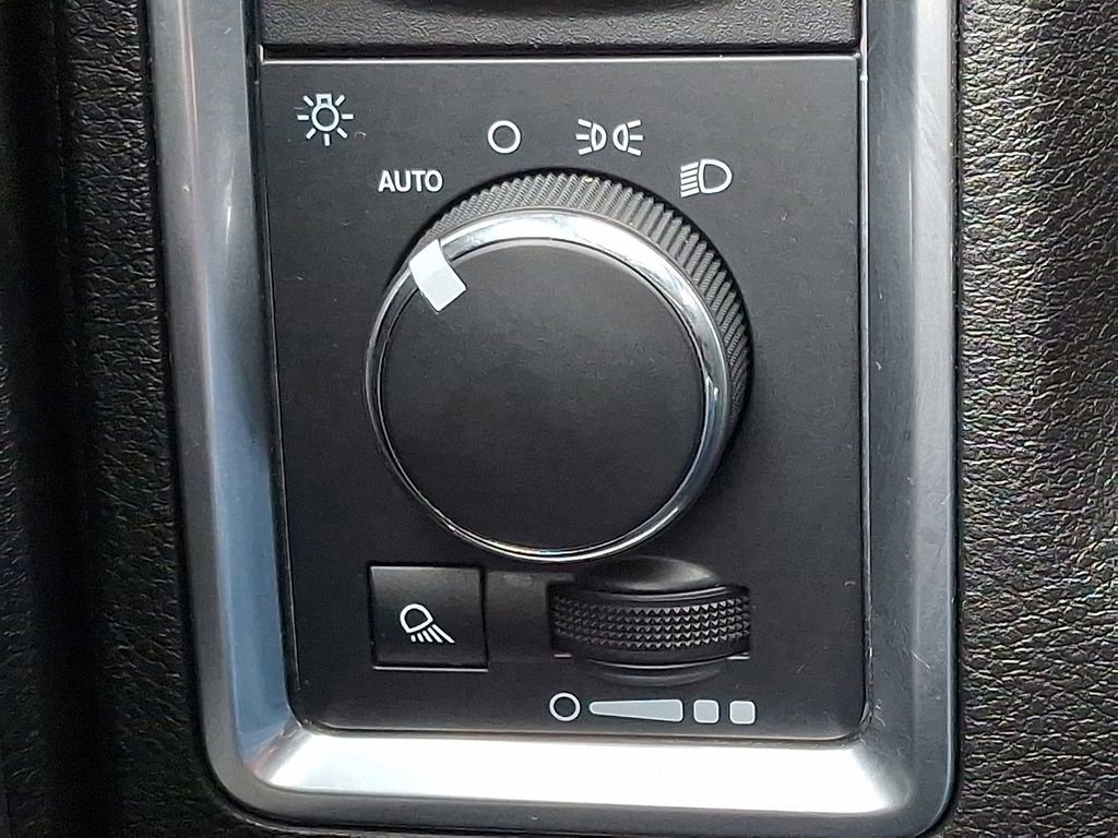 Used 2023 RAM 1500 Classic Warlock w/ Electronics Group image 26