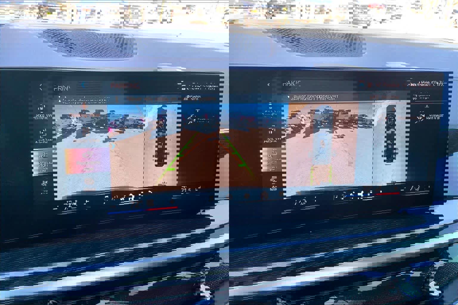 Used 2025 BMW X7 xDrive40i w/ Executive Package image 26