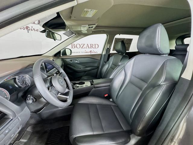 Used 2021 Nissan Rogue SV w/ Premium Package image 25