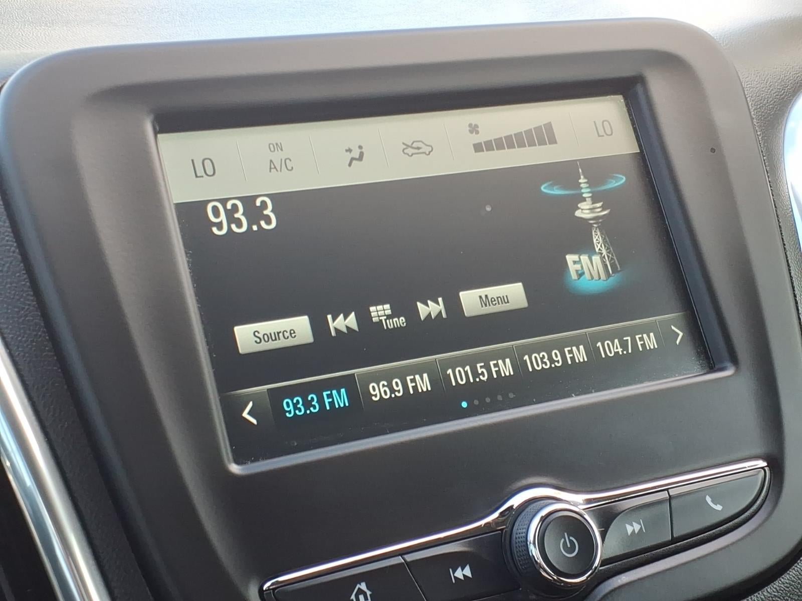 Used 2018 Chevrolet Equinox LT FWD image 26