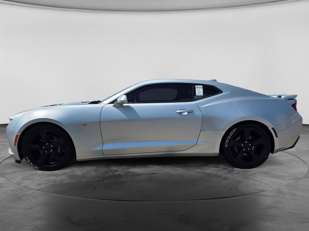 Used 2018 Chevrolet Camaro SS RWD image 5