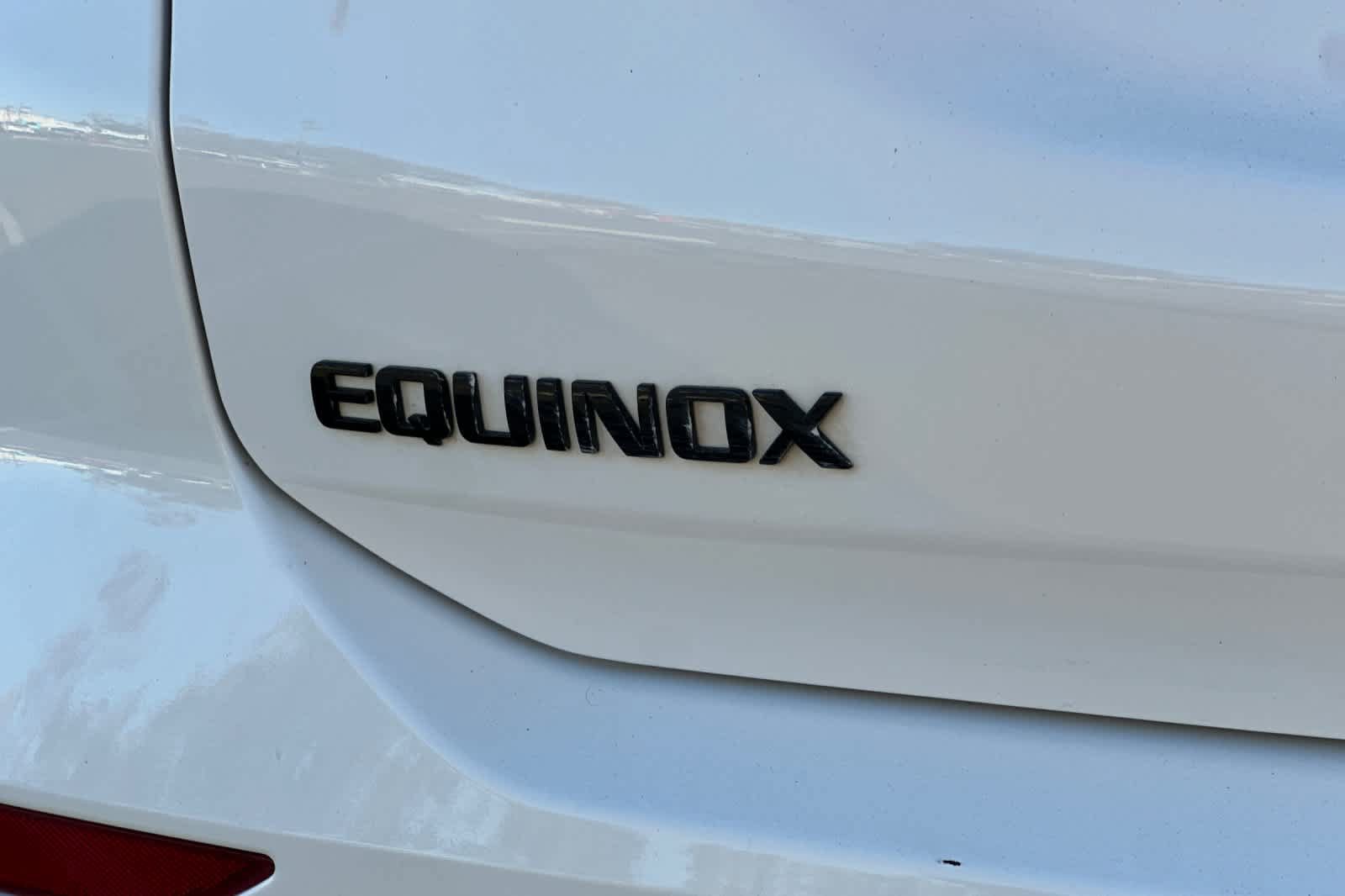 Used 2024 Chevrolet Equinox RS FWD image 28