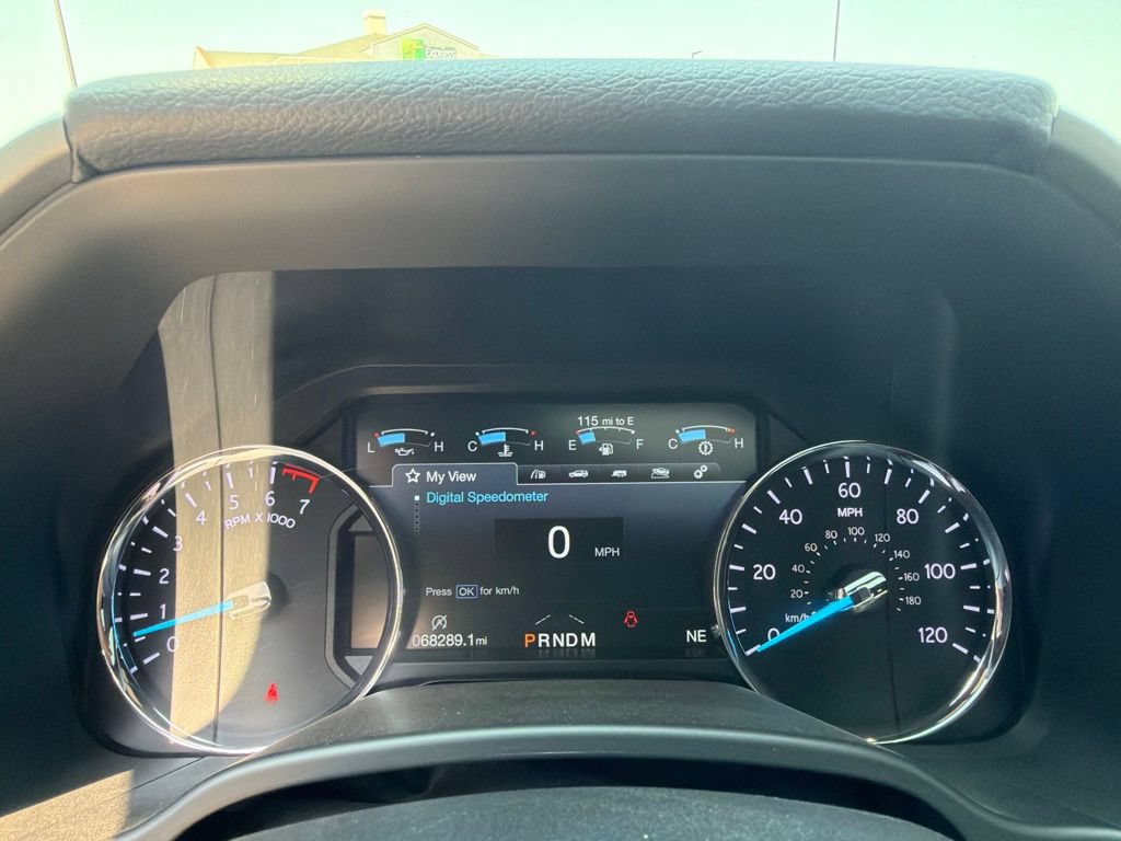 Certified 2018 Ford Expedition XLT w/ Equipment Group 202A AWD/4WD image 27